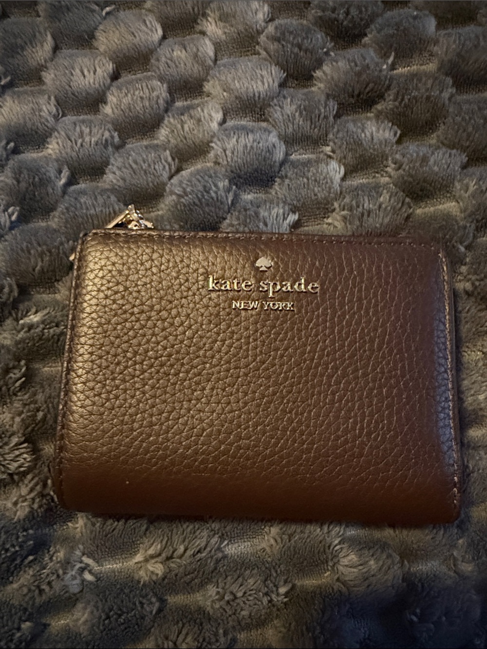 kate spade Leather Zip Card Wallet in Dark Brown